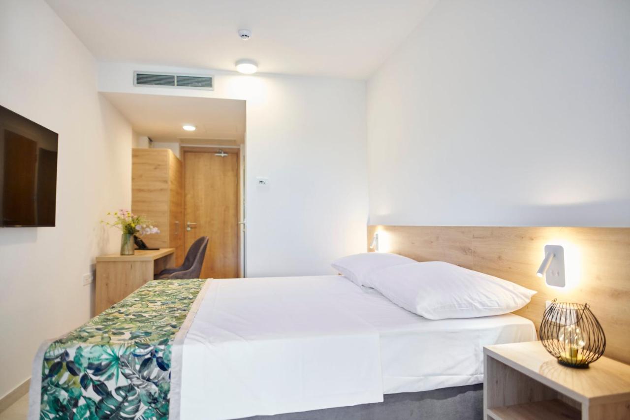 Colentum Resort Murter Pokoj fotografie