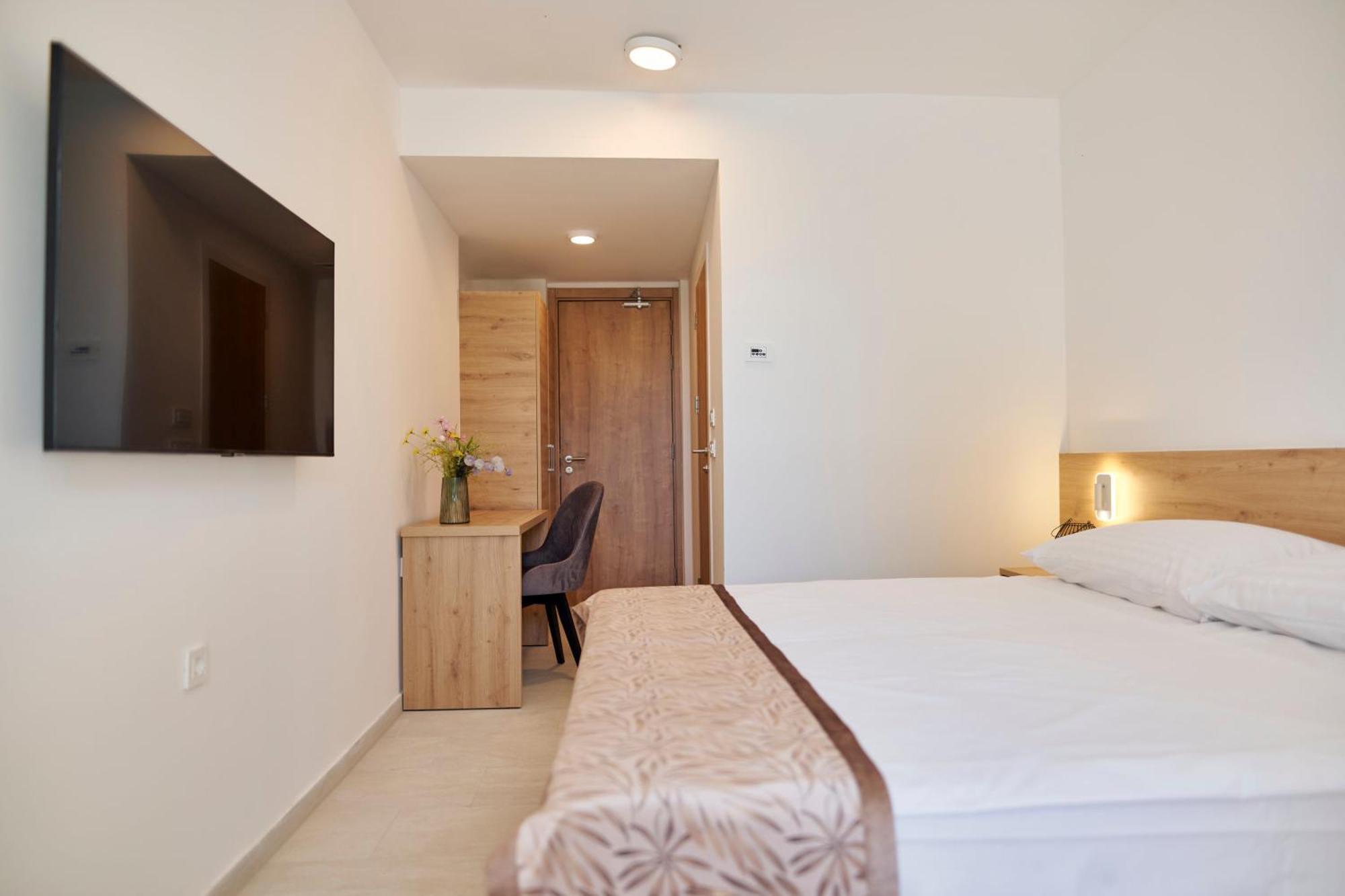 Colentum Resort Murter Pokoj fotografie